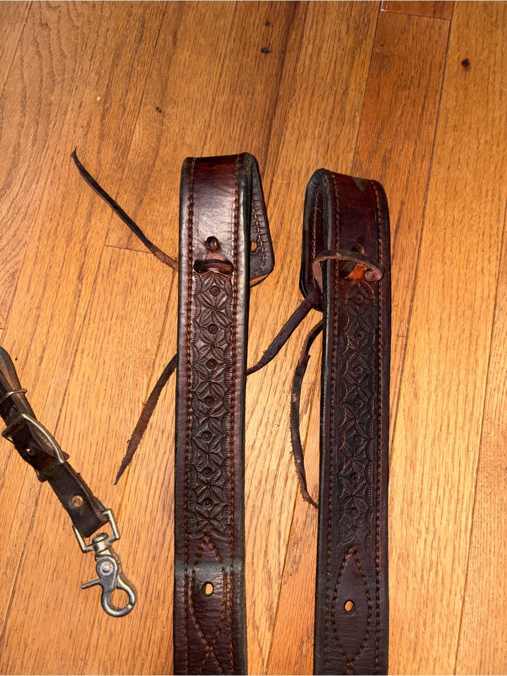 Back cinch - Picture 6 of 6